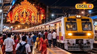দুর্গাপুজো স্পেশাল লোকাল ট্রেন