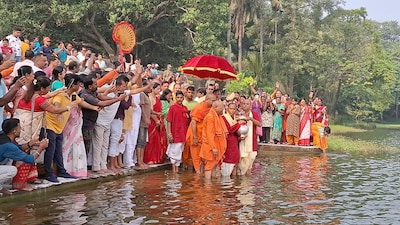 মহালয়ার পরদিনই দুর্গাপুজো শুরু বর্ধমানে