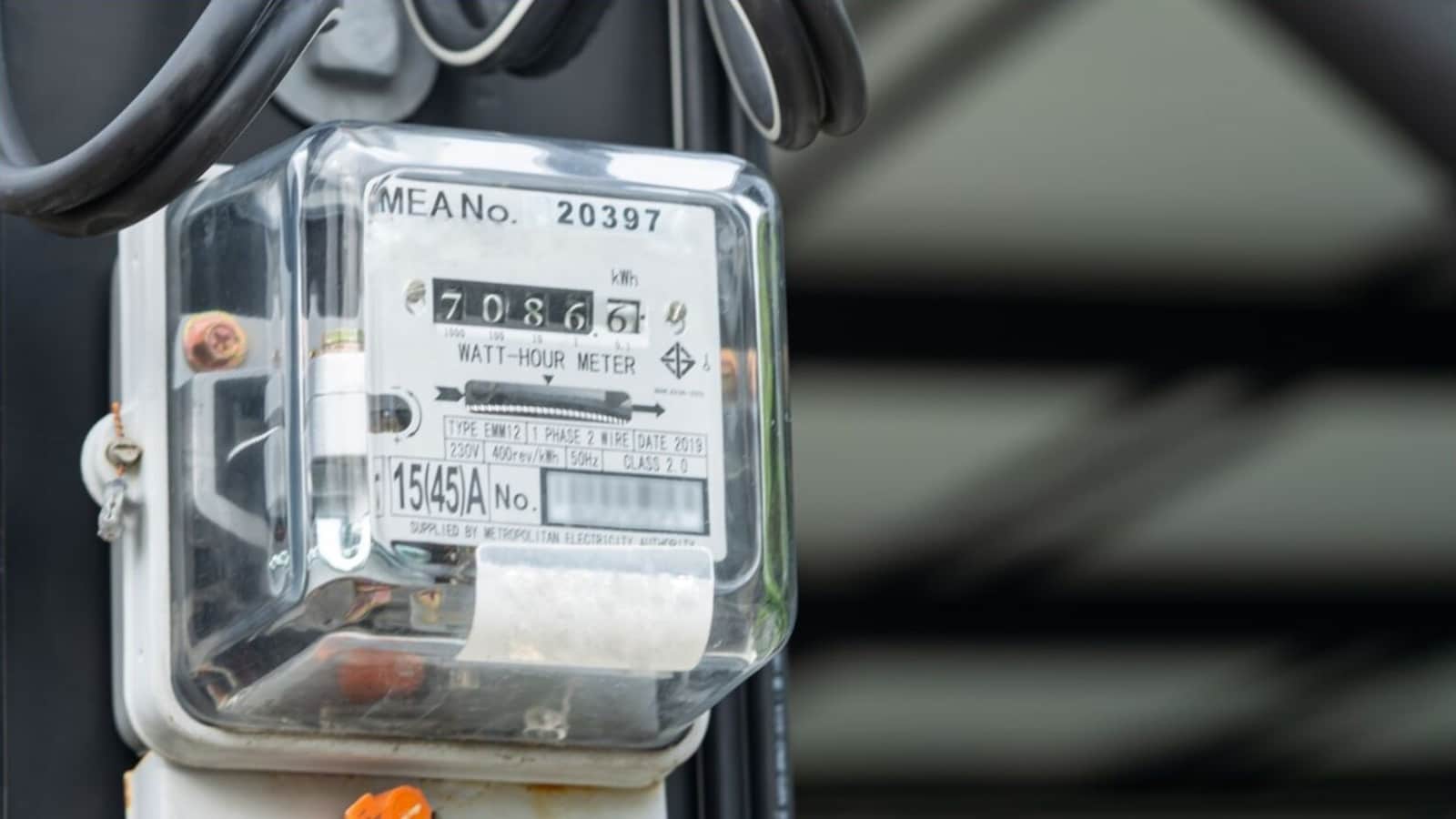 Electric Bill Saving Tips: বিদ্যুতের বিল কমবে ২০% পর্যন্ত! ফ্রিজ-ইনভার্টারে শুধু করুন এই ছোট্ট কাজটি Electric Bill Saving Tips: বিদ্যুতের বিল কমবে ২০% পর্যন্ত! ফ্রিজ-ইনভার্টারে শুধু করুন এই ছোট্ট কাজটি