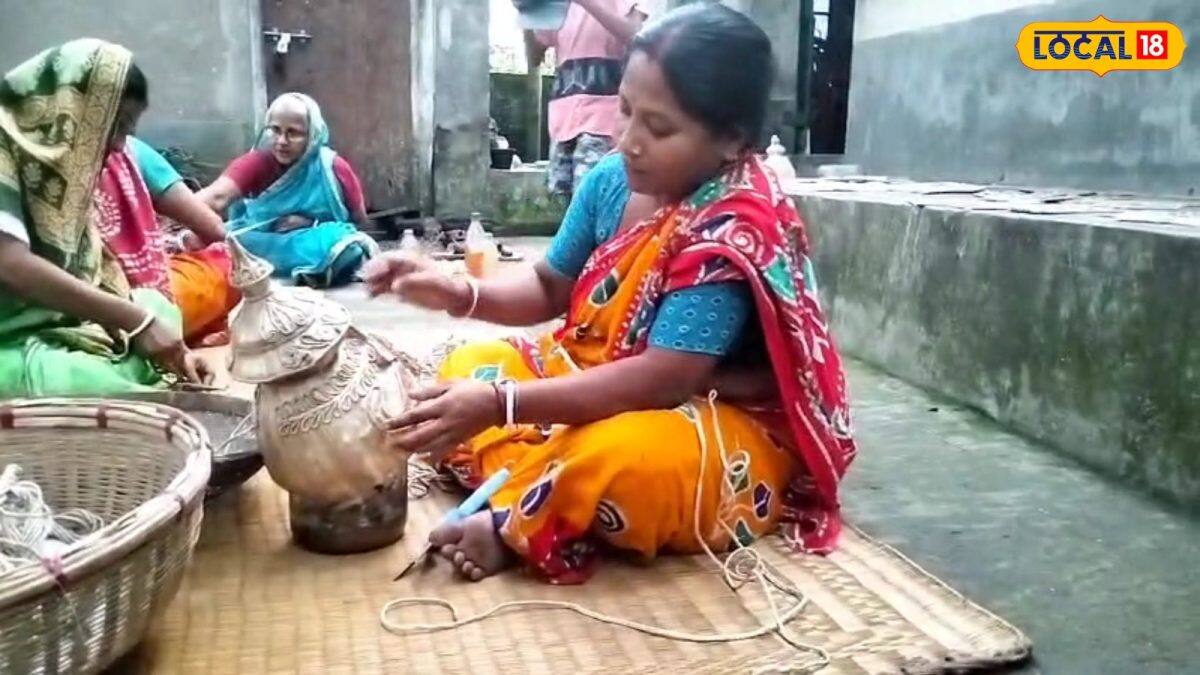 পাটের শিল্পকর্মে স্বনির্ভর নন্দকুমারের বাবুলপুরের নারীরা