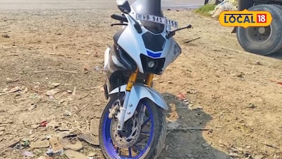 বাইকের সঙ্গে ডাম্পারের ধাক্কায় প্রাণ গিয়েছে দুই ছাত্রের