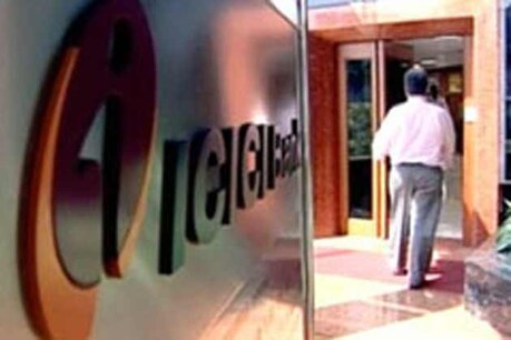 ICICI બેંકની યુવાઓ માટે સુવર્ણ તક, તાલીમ બાદ આપશે POની નોકરી ICICI બેંકની યુવાઓ માટે સુવર્ણ તક, તાલીમ બાદ આપશે POની નોકરી