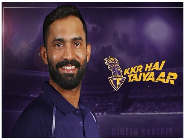 ઈન્ડીયન પ્રિમીયર લીગની 11મી સિઝન માટે કોલકત્તા નાઈટ રાઈડર્સ ટીમે તમામને ચૌંકાવી વિકેટકિપર-બેટ્સમેન દિનેશ કાર્તિકને કપ્તાન બનાવવાનો નિર્ણય લીધો છે. 33 વર્ષના દિનેશ કાર્તિકને કોલકત્તા નાઈટ રાઈડર્સે આઈપીએલ ઓક્શનમાં 7.4 કરોડ રૂપિયાની કિંમત પર ખરીદ્યો હતો. હવે તે ગૌતમ ગંભીરની જગ્યાએ ટીમની કમાન સંભાળશે. ઈન્ડીયન પ્રિમીયર લીગની 11મી સિઝન માટે કોલકત્તા નાઈટ રાઈડર્સ ટીમે તમામને ચૌંકાવી વિકેટકિપર-બેટ્સમેન દિનેશ કાર્તિકને કપ્તાન બનાવવાનો નિર્ણય લીધો છે. 33 વર્ષના દિનેશ કાર્તિકને કોલકત્તા નાઈટ રાઈડર્સે આઈપીએલ ઓક્શનમાં 7.4 કરોડ રૂપિયાની કિંમત પર ખરીદ્યો હતો. હવે તે ગૌતમ ગંભીરની જગ્યાએ ટીમની કમાન સંભાળશે.