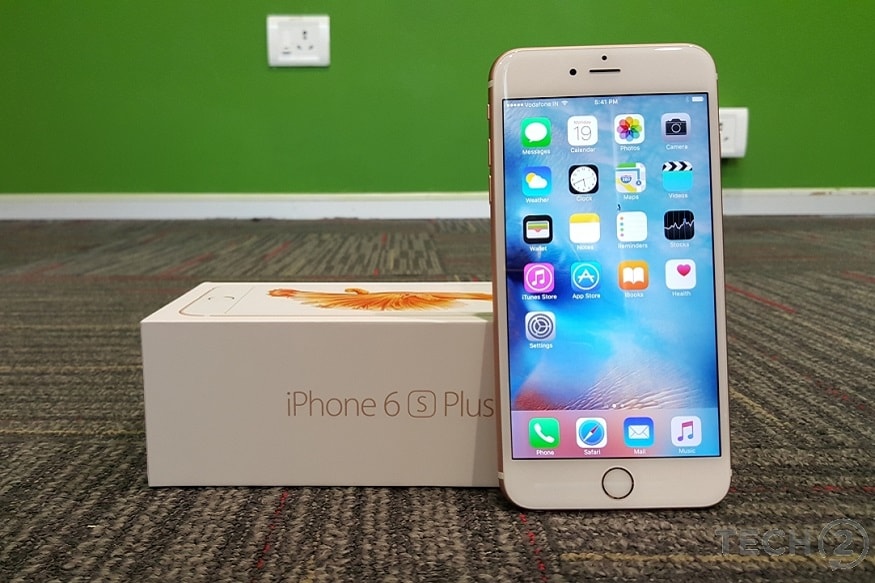 iPhone 6s: ગ્રાહકો આ એપલ ફોનને 23,999 રૂપિયામાં ખરીદી શકે છે. આ ફોન કંપનીની લેટેસ્ટ ઑપરેટિંગ સિસ્ટમ આઇઓએસ 13 પર કામ કરે છે. iPhone 6s: ગ્રાહકો આ એપલ ફોનને 23,999 રૂપિયામાં ખરીદી શકે છે. આ ફોન કંપનીની લેટેસ્ટ ઑપરેટિંગ સિસ્ટમ આઇઓએસ 13 પર કામ કરે છે.