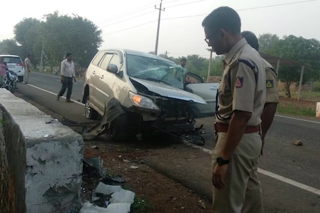 કર્ણાટકઃ રોડ અકસ્માતમાં કોંગ્રેસના તાજેતરમાં ચૂંટાયેલા ધારાસભ્યનું મોત કર્ણાટકઃ રોડ અકસ્માતમાં કોંગ્રેસના તાજેતરમાં ચૂંટાયેલા ધારાસભ્યનું મોત