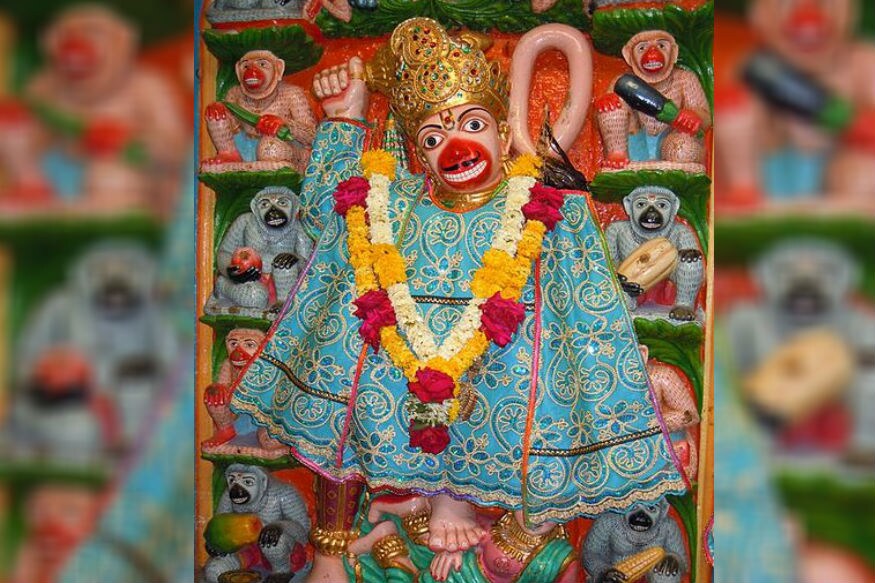 મંગળવારનો દિવસ હનુમાનજીનો વિશેષ દિવસ હોય છે. જે લોકો હનુમાનજીના ભક્ત છે, અને મંગળવારે વ્રત કરે છે, તેમણે હનુમાનજીની પૂજા જરૂર કરવી જોઈએ. તો જોઈએ મંગળવારે કરવામાં આવતી હનુમાનજીની પૂજાની સાચી વીધી મંગળવારનો દિવસ હનુમાનજીનો વિશેષ દિવસ હોય છે. જે લોકો હનુમાનજીના ભક્ત છે, અને મંગળવારે વ્રત કરે છે, તેમણે હનુમાનજીની પૂજા જરૂર કરવી જોઈએ. તો જોઈએ મંગળવારે કરવામાં આવતી હનુમાનજીની પૂજાની સાચી વીધી