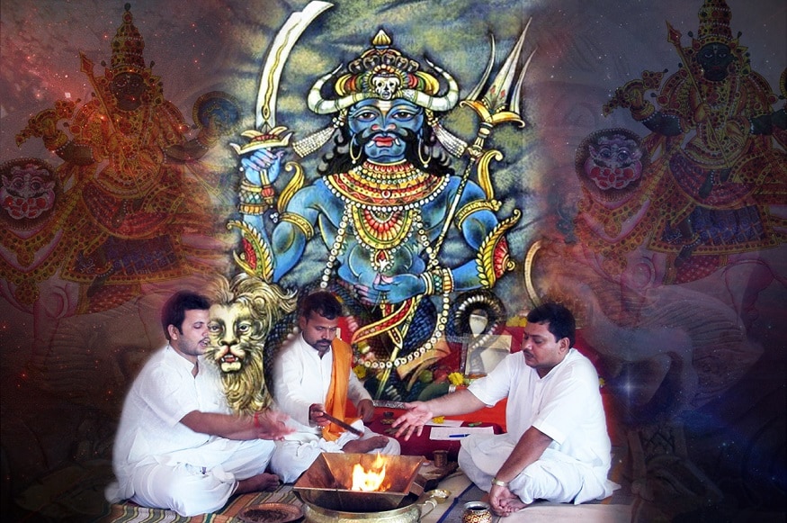 કુંડળીમાં શનિની ખરાબ સ્થિતિ હોય તો દર શનિવારના રોજ પીપળના વૃક્ષ પર જળ અર્પણ કરવું જોઇએ તેમજ તેની નીચે રાઈના તેલના દીપ પ્રગટાવવાં જોઇએ. શનિની ખરાબ સ્થિતિના કારણે વ્યક્તિના બધા જ કામો અટવાઈ જાય છે. કુંડળીમાં શનિની ખરાબ સ્થિતિ હોય તો દર શનિવારના રોજ પીપળના વૃક્ષ પર જળ અર્પણ કરવું જોઇએ તેમજ તેની નીચે રાઈના તેલના દીપ પ્રગટાવવાં જોઇએ. શનિની ખરાબ સ્થિતિના કારણે વ્યક્તિના બધા જ કામો અટવાઈ જાય છે.