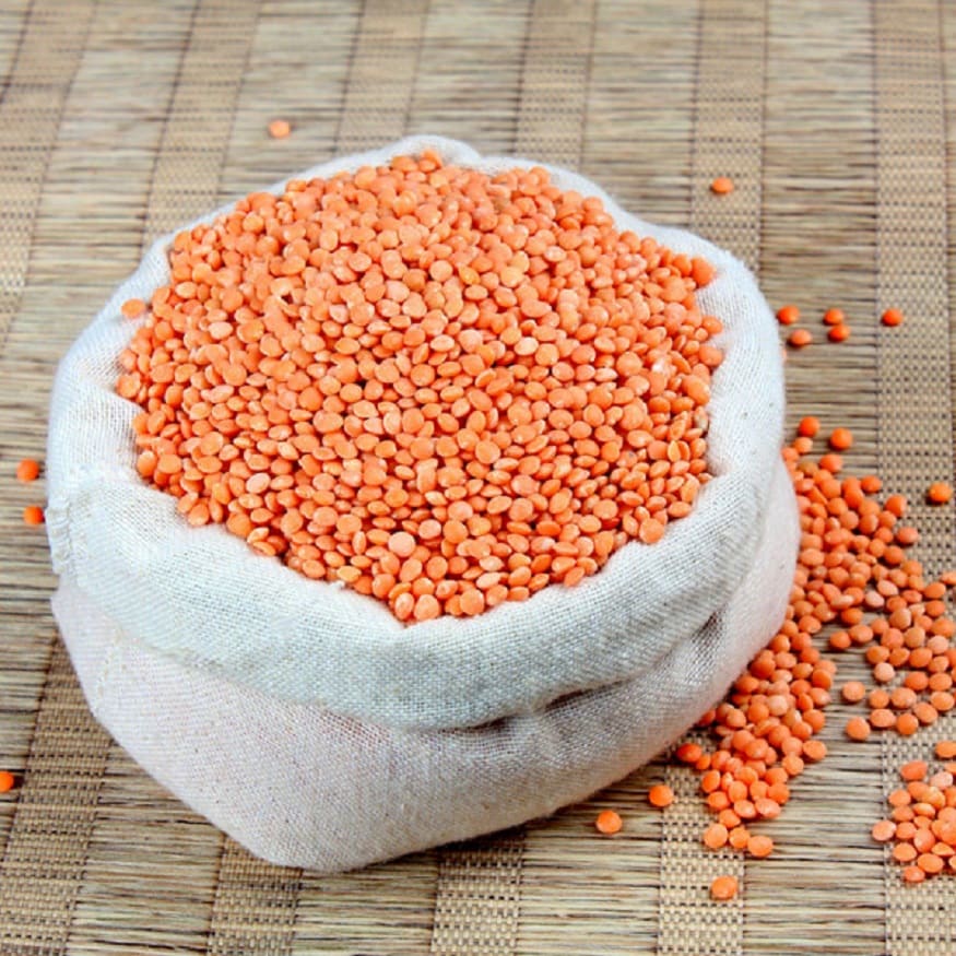 શનિવારે ન ખાવી જોઇએ મસુરની દાળ- શનિવારે મસૂરની દાળ ન ખાવી જોઇએ. મસૂર દાળનો સંબંધ મંગળ ગ્રહ સાથે છે કારણ કે મસૂર ખાધ્ય પદાર્થ છે. મંગળ અને શનિ ગ્રહનો સ્વભાવન ક્રોધી છે. એવામાં સ્વભાવમાં ક્રોધ અને વિરોધભાવના વધે છે. શનિવારે ન ખાવી જોઇએ મસુરની દાળ- શનિવારે મસૂરની દાળ ન ખાવી જોઇએ. મસૂર દાળનો સંબંધ મંગળ ગ્રહ સાથે છે કારણ કે મસૂર ખાધ્ય પદાર્થ છે. મંગળ અને શનિ ગ્રહનો સ્વભાવન ક્રોધી છે. એવામાં સ્વભાવમાં ક્રોધ અને વિરોધભાવના વધે છે.