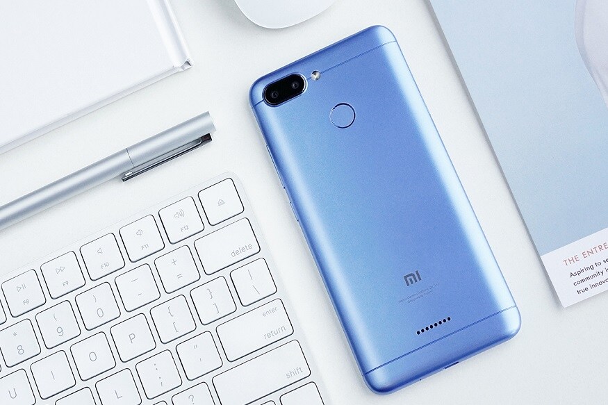 શિયોમીએ 5 ડિસેમ્બરે પોતાના Redmi 6 શ્રેણીના ત્રણ સ્માર્ટફોન Redmi 6, Redmi 6A, Redmi 6 pro ફોન લોન્ચ કર્યો હતો. કંપનીએ આ ફોન્સના કમાલના ફિચર્સ અને સ્પેસિફિકેશન આપ્યો છે. આ ફોનની કિંમત પણ ગણી ઓછી છે. જેને તમે સરળતાથી ખરીદી શકો છો. આ ત્રણે ફોનમાંથી બે ફોન એમેઝોન ઇન્ડિયા માટે એક્સક્લૂસિવ છે. જ્યારે એક ફોન ફ્લિપકાર્ટ ઉપર વેચાશે. આ ફોનમાંથી એક Redmi 6 ને આજે એટલે કે 17 સપ્ટેમ્બરના દિવસે ફ્લિપકાર્ટ ઉપર 12 કલાકે સેલ માટે ઉપલબ્ધ કરાવવામાં આવશે. કંપનીએ આ ફોનનો પહેલો સેલ 10 સપ્ટેમ્બરે રાખી હતી. ફોન સાથે લોન્ચ ઓફર પણ રજૂ કરવામાં આવી રહી છે. શિયોમીએ 5 ડિસેમ્બરે પોતાના Redmi 6 શ્રેણીના ત્રણ સ્માર્ટફોન Redmi 6, Redmi 6A, Redmi 6 pro ફોન લોન્ચ કર્યો હતો. કંપનીએ આ ફોન્સના કમાલના ફિચર્સ અને સ્પેસિફિકેશન આપ્યો છે. આ ફોનની કિંમત પણ ગણી ઓછી છે. જેને તમે સરળતાથી ખરીદી શકો છો. આ ત્રણે ફોનમાંથી બે ફોન એમેઝોન ઇન્ડિયા માટે એક્સક્લૂસિવ છે. જ્યારે એક ફોન ફ્લિપકાર્ટ ઉપર વેચાશે. આ ફોનમાંથી એક Redmi 6 ને આજે એટલે કે 17 સપ્ટેમ્બરના દિવસે ફ્લિપકાર્ટ ઉપર 12 કલાકે સેલ માટે ઉપલબ્ધ કરાવવામાં આવશે. કંપનીએ આ ફોનનો પહેલો સેલ 10 સપ્ટેમ્બરે રાખી હતી. ફોન સાથે લોન્ચ ઓફર પણ રજૂ કરવામાં આવી રહી છે.