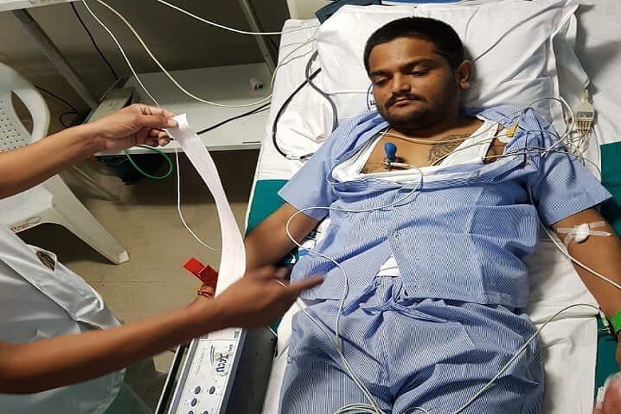 Hardik patel in sola civil hospital