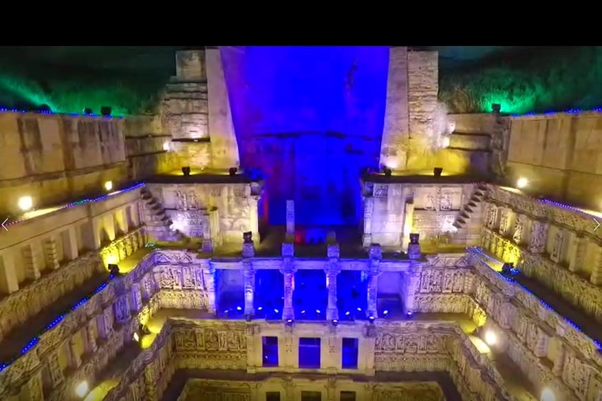 હજુ પણ રોજ હજારો લોકો કલાકૃતિની કારીગરી ધરાવતી મૂર્તિઓ તેમજ વાવની નકશીને નિહાળવા આવી રહ્યા છે. હજુ પણ રોજ હજારો લોકો કલાકૃતિની કારીગરી ધરાવતી મૂર્તિઓ તેમજ વાવની નકશીને નિહાળવા આવી રહ્યા છે.