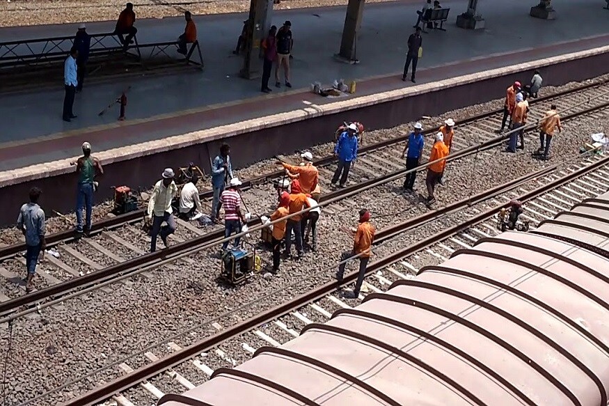 પુણેથી આવતી નિઝામુદિન એક્સપ્રેસ, સૌરાષ્ટ્ર એક્સપ્રેસ, કોચીવલ્લી-ચંડીગઢ સંપર્ક ક્રાંતિ 30 મિનિટ મોડી આવશે પુણેથી આવતી નિઝામુદિન એક્સપ્રેસ, સૌરાષ્ટ્ર એક્સપ્રેસ, કોચીવલ્લી-ચંડીગઢ સંપર્ક ક્રાંતિ 30 મિનિટ મોડી આવશે