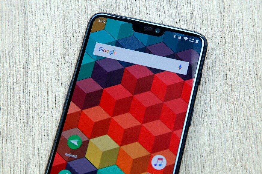 OnePlus 6Tને આ રીતે કરો પ્રી-ઓર્ડર- કંપનીએ આ ફોન માટે પ્રી-ઓડર્સની શરૂઆત કરી દીધી છે. આ એમેઝોનનો એક્સક્લૂઝિવ ફોન છે. અને ઓનલાઇન રિટેલર મુજબ જે લોકો આ ડિવાઇસની પ્રી-બુકિંગ કરશે તેમણે ટાઇપ સી ઇયરફોન અને 500 રૂપિયાનાં એમેઝોન પર બેલેન્સ મળશે. આ એમેઝોન પર બેલેન્સને DTHનાં બિલ કે મોબાઇળ રિચાર્જ માટે વાપરી શકાશે. OnePlus 6Tને આ રીતે કરો પ્રી-ઓર્ડર- કંપનીએ આ ફોન માટે પ્રી-ઓડર્સની શરૂઆત કરી દીધી છે. આ એમેઝોનનો એક્સક્લૂઝિવ ફોન છે. અને ઓનલાઇન રિટેલર મુજબ જે લોકો આ ડિવાઇસની પ્રી-બુકિંગ કરશે તેમણે ટાઇપ સી ઇયરફોન અને 500 રૂપિયાનાં એમેઝોન પર બેલેન્સ મળશે. આ એમેઝોન પર બેલેન્સને DTHનાં બિલ કે મોબાઇળ રિચાર્જ માટે વાપરી શકાશે.