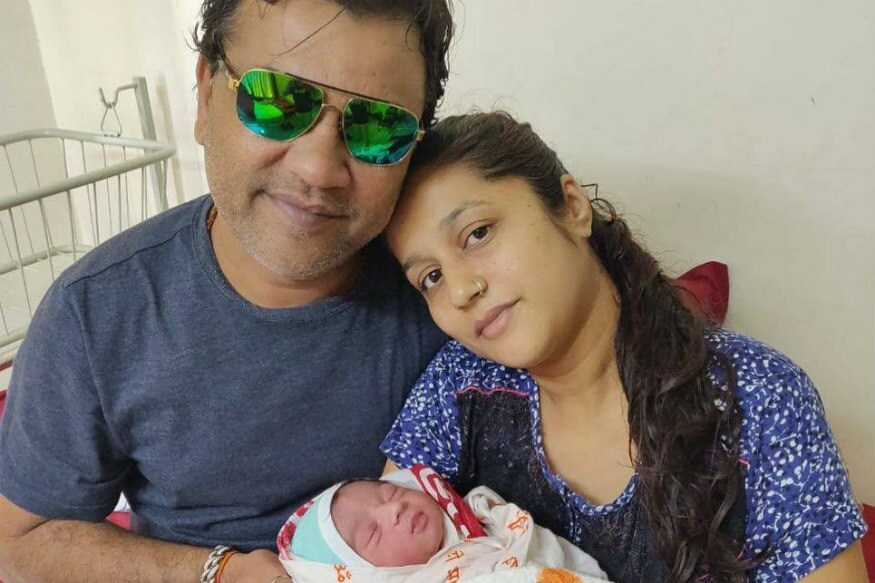 Kirtidan gadhavi