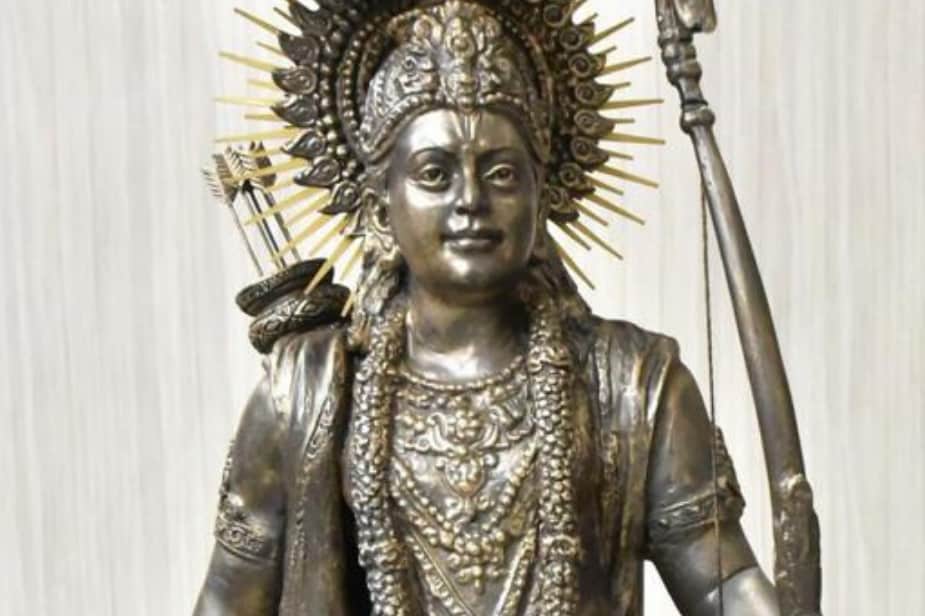 રામ મંદિર નિર્માણની માંગની વચ્ચે ઉત્તરપ્રદેશની યોગી આદિત્યનાથ સરકારે અયોધ્યામાં ભગવાન રામની 221 મીટર ઊંચી પ્રતિમા બનવવાનો નિર્ણય કર્યો છે. રામ મંદિર નિર્માણની માંગની વચ્ચે ઉત્તરપ્રદેશની યોગી આદિત્યનાથ સરકારે અયોધ્યામાં ભગવાન રામની 221 મીટર ઊંચી પ્રતિમા બનવવાનો નિર્ણય કર્યો છે.