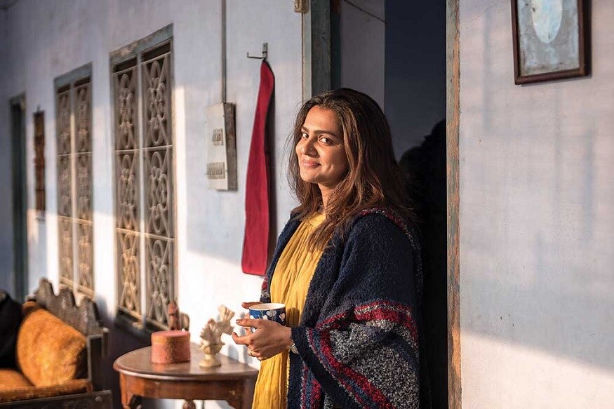 સવાલ- પારંપરિક રૂપથી કેરળ સમાજમાં મા ઘરની મુખ્યા હોય છે. અહીં સાક્ષરતાનો દર પણ સૌથી વધુ છે? ત્યારે મહિલાઓ પ્રત્યેનું વલણ જોતા લાગે છે કે શું તેમની છબી અને સત્યતામાં ફરક છે? સવાલ- પારંપરિક રૂપથી કેરળ સમાજમાં મા ઘરની મુખ્યા હોય છે. અહીં સાક્ષરતાનો દર પણ સૌથી વધુ છે? ત્યારે મહિલાઓ પ્રત્યેનું વલણ જોતા લાગે છે કે શું તેમની છબી અને સત્યતામાં ફરક છે?