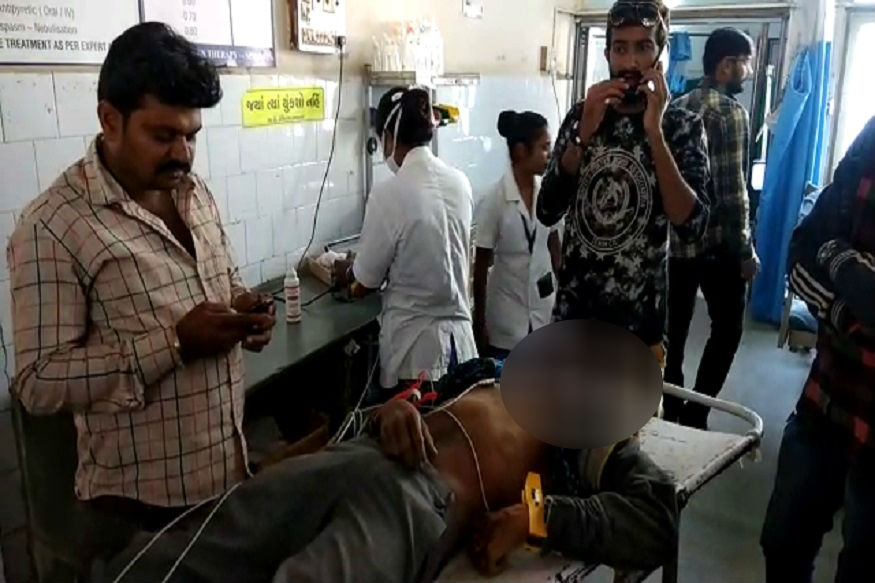 ભાવનગરના કોળિયાક રોડ ઉપર બાઇકને અકસ્માત નડ્યો હતો. બાઇક ઉપર સવાર ત્રણ વિદ્યાર્થીઓ અકસ્માતનો ભોગ બન્યા હતા. ભાવનગરના કોળિયાક રોડ ઉપર બાઇકને અકસ્માત નડ્યો હતો. બાઇક ઉપર સવાર ત્રણ વિદ્યાર્થીઓ અકસ્માતનો ભોગ બન્યા હતા.