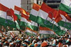 ગાંધીનગરમાં સર્કિટ હાઉસમાં લોકસભાની ચૂંટણી મામલે કોંગ્રેસ પક્ષની બેઠક