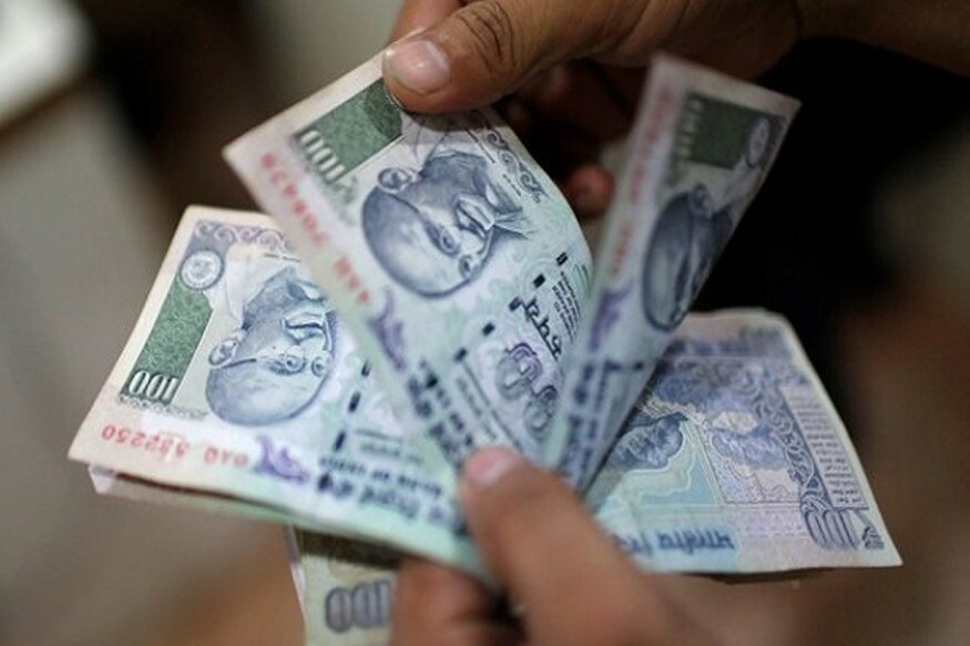 નાના શહેરો સુધી વ્યાપક સ્થાન મેળવવા માટે Paytm Money ઓટો-પે, ઈ-મેનડેટ્સ, ફિજિકલ મેનડેટ્સ અને નેટ બેન્કિંગ દ્વારા 190થી વધુ બેંકોનો સપોર્ટ કરે છે. નાના શહેરો સુધી વ્યાપક સ્થાન મેળવવા માટે Paytm Money ઓટો-પે, ઈ-મેનડેટ્સ, ફિજિકલ મેનડેટ્સ અને નેટ બેન્કિંગ દ્વારા 190થી વધુ બેંકોનો સપોર્ટ કરે છે.