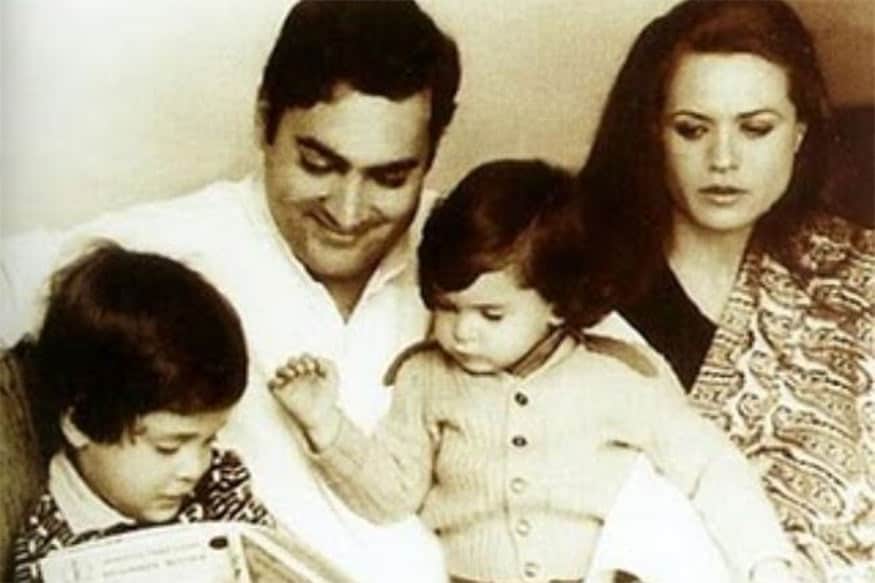 પ્રિયંકા ગાંધીનો જન્મ 12મી જાન્યુઆરી, 1972ના રોજ થયો હતો. પ્રિયંકા ગાંધીએ દિલ્હીની મોર્ડન સ્કૂલમાંથી અભ્યાસ કર્યો છે. જે બાદમાં પ્રિયંકાએ દિલ્હી યુનિવર્સિટીની જિસસ એન્ડ મેરી સ્કૂલમાં સાઇકોલોજીની ડીગ્રી મેળવી હતી. પ્રિયંકા ગાંધીનો જન્મ 12મી જાન્યુઆરી, 1972ના રોજ થયો હતો. પ્રિયંકા ગાંધીએ દિલ્હીની મોર્ડન સ્કૂલમાંથી અભ્યાસ કર્યો છે. જે બાદમાં પ્રિયંકાએ દિલ્હી યુનિવર્સિટીની જિસસ એન્ડ મેરી સ્કૂલમાં સાઇકોલોજીની ડીગ્રી મેળવી હતી.