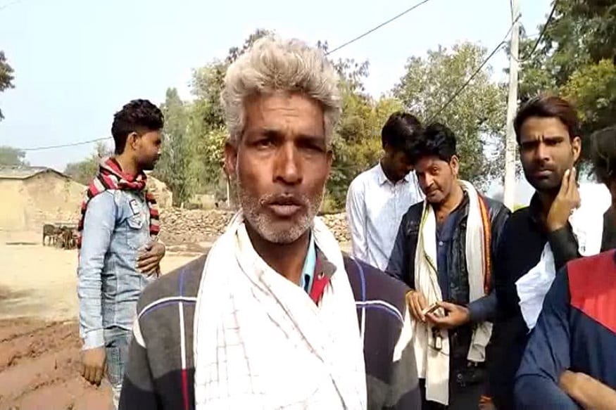 જોકે, સોમવારે સવારે ગેસની માત્રા ઓછી થઈ ગઈ. પરંતુ આસપાસના ગામાન લોકો આ આશ્ચર્યને જોવા માટે ત્યાં આવવા લાગ્યા. આ વિસ્તારની જમીનમાં ગેસ નીકળવાનો આ પહેલો મામલો નથી. જોકે, સોમવારે સવારે ગેસની માત્રા ઓછી થઈ ગઈ. પરંતુ આસપાસના ગામાન લોકો આ આશ્ચર્યને જોવા માટે ત્યાં આવવા લાગ્યા. આ વિસ્તારની જમીનમાં ગેસ નીકળવાનો આ પહેલો મામલો નથી.
