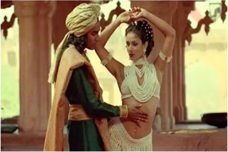 શર્લિન કરી ચૂકી છે 'કામસૂત્ર'માં કામ, ફિલ્મના સેટ પર આવી રીતે થતું ચેકિંગ શર્લિન કરી ચૂકી છે 'કામસૂત્ર'માં કામ, ફિલ્મના સેટ પર આવી રીતે થતું ચેકિંગ