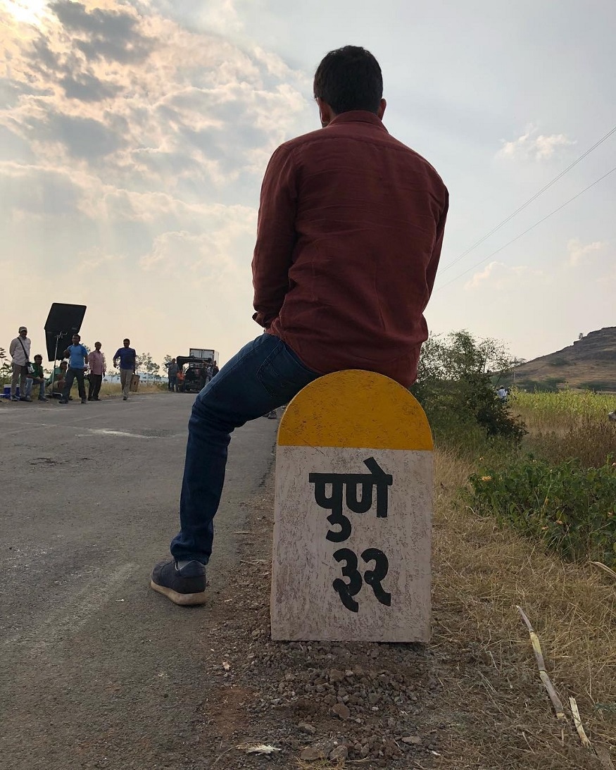 શ્રી રામ રઘુરાઘવને બનાવેલી આ ફિલ્મ સુપર થ્રીલર ફિલ્મ છે. તેની એક એક ક્ષણ દર્શકોને જકડી રાખે તેવી છે. આ ફિલ્મ ચીનમાં ધુમ કમાણી કરી રહી છે. શ્રી રામ રઘુરાઘવને બનાવેલી આ ફિલ્મ સુપર થ્રીલર ફિલ્મ છે. તેની એક એક ક્ષણ દર્શકોને જકડી રાખે તેવી છે. આ ફિલ્મ ચીનમાં ધુમ કમાણી કરી રહી છે.