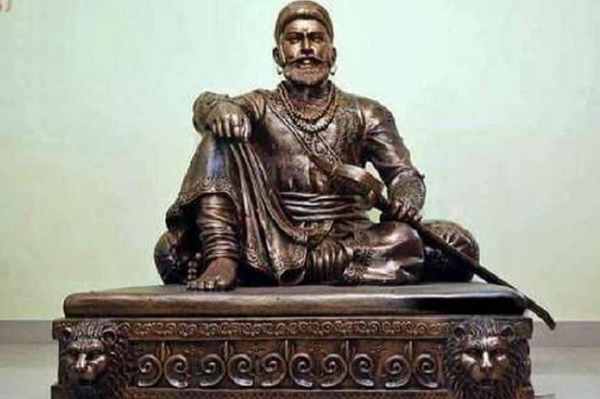 ઈતિહાસકારોનો એક વર્ગ માનતો રહ્યો છે કે, શિવાજીનું મૃત્યું સ્વાભાવિક હતું. તે છેલ્લા ત્રણ વર્ષથી બિમાર હતા. મરવાના ત્રણ દિવસ પહેલા જ તેમની તબીયત વધારે ખરાબ થઈ હતી. ઈતિહાસકારોનો એક વર્ગ માનતો રહ્યો છે કે, શિવાજીનું મૃત્યું સ્વાભાવિક હતું. તે છેલ્લા ત્રણ વર્ષથી બિમાર હતા. મરવાના ત્રણ દિવસ પહેલા જ તેમની તબીયત વધારે ખરાબ થઈ હતી.