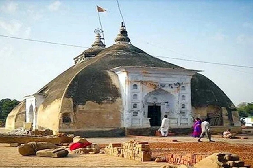 વરસાદ આવવાના સાત દિવસ પહેલાજ મંદિરની છત પરથી પાણી ટપકવા લાગે છે. જેના આાધારે વરસાદ થાય છે. આ ઘટના કોઈ પણ સામાન્ય બિલ્ડિંગ અથવા મકાનમાં નહી પણ અહી થાય છે ભગવાન જગન્નાથના પ્રાચીન મંદિરમાં. વરસાદ આવવાના સાત દિવસ પહેલાજ મંદિરની છત પરથી પાણી ટપકવા લાગે છે. જેના આાધારે વરસાદ થાય છે. આ ઘટના કોઈ પણ સામાન્ય બિલ્ડિંગ અથવા મકાનમાં નહી પણ અહી થાય છે ભગવાન જગન્નાથના પ્રાચીન મંદિરમાં.