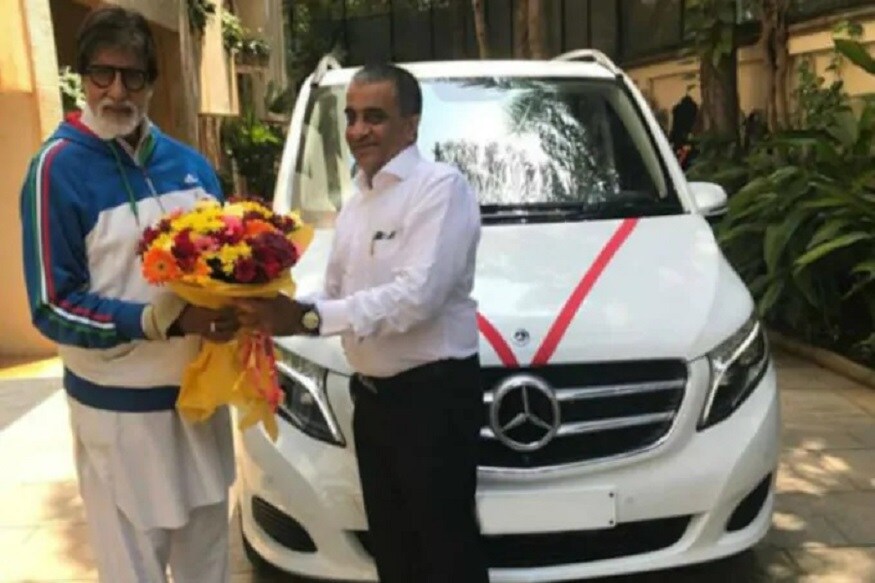 સુપરસ્ટાર અમિતાભ બચ્ચને નવી Mercedes-Benz V-Class MPV ખરીદી છે, જેની કિંમત 81.90 લાખ (એક્સ શોરૂમ ઇન્ડિયા) છે. અમિતાભ બચ્ચન પહેલા એવા સેલિબ્રિટીઝ છે જેની પાસે સેડાન અને એસયુવી પછી<br />આ વૈભવી એમપીવી છે. સુપરસ્ટાર અમિતાભ બચ્ચને નવી Mercedes-Benz V-Class MPV ખરીદી છે, જેની કિંમત 81.90 લાખ (એક્સ શોરૂમ ઇન્ડિયા) છે. અમિતાભ બચ્ચન પહેલા એવા સેલિબ્રિટીઝ છે જેની પાસે સેડાન અને એસયુવી પછી<br />આ વૈભવી એમપીવી છે.