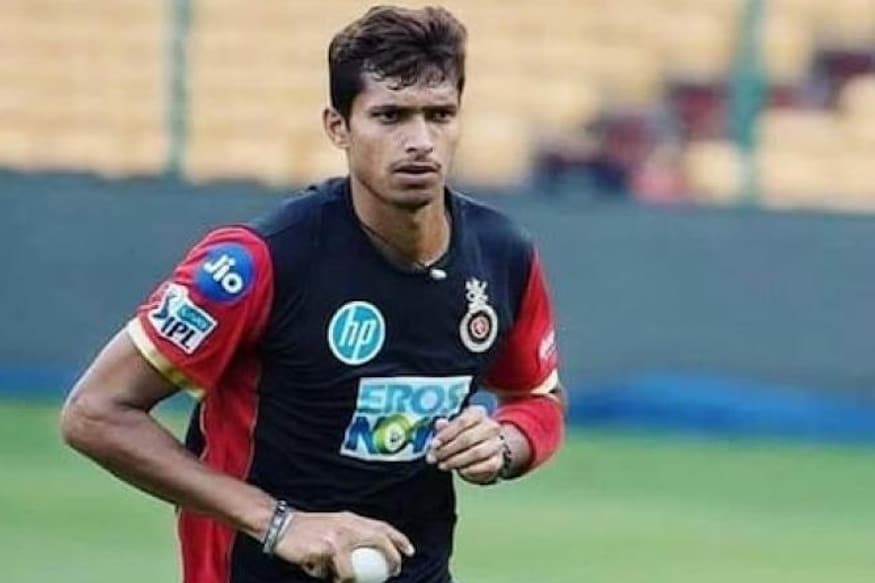4. નવદીપ સૈની: RCB સાથે કંઈક સારું થયું તો તે તેમને એક ફાસ્ટ બોલર મળવું તે છે. નવદીપ સૈની એવો બોલર બનીને બહાર આવ્યો છે જેણે સૌનું ધ્યાન ખેંચ્યું છે. સૈની સતત 140થી વધુ ઝડપે બોલ ફેંકીને પોતાની ટેલેન્ટ બતાવી ચૂક્યો છે. નવદીપ આવનારા ભવિષ્યમાં ભારતીય ટીમનો હિસ્સો માનવામાં આવી રહ્યો છે. 13 મેચમાં 11 વિકેટ લેનારો નવદીપ પોતાની ટીમનો સૌથી વધુ વિકેટ લેનારો બોલર છે. (PC-Facebook) 4. નવદીપ સૈની: RCB સાથે કંઈક સારું થયું તો તે તેમને એક ફાસ્ટ બોલર મળવું તે છે. નવદીપ સૈની એવો બોલર બનીને બહાર આવ્યો છે જેણે સૌનું ધ્યાન ખેંચ્યું છે. સૈની સતત 140થી વધુ ઝડપે બોલ ફેંકીને પોતાની ટેલેન્ટ બતાવી ચૂક્યો છે. નવદીપ આવનારા ભવિષ્યમાં ભારતીય ટીમનો હિસ્સો માનવામાં આવી રહ્યો છે. 13 મેચમાં 11 વિકેટ લેનારો નવદીપ પોતાની ટીમનો સૌથી વધુ વિકેટ લેનારો બોલર છે. (PC-Facebook)