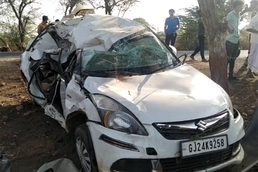 આનંદ જયસ્વાલ, બનાસકાંઠા/ રાજુદાન ગઢવી, સુરેન્દ્રનગર : રાજ્યમાં આજે બનાસકાંઠા અને સુરેન્દ્રનગર જિલ્લામાં થયેલા અકસ્માતમાં બે લોકોનાં મોત થયા છે. જ્યારે પાંચ લોકો ઘાયલ થયા છે. બનાસકાંઠાના ધાનેરાના સામરવાડા ખાતે એક કારને અકસ્માત નડ્યો છે. જ્યારે લીમડી ચોટીલા નેશનલ હાઇવે પર ટ્રિપલ અકસ્માત સર્જાયો છે. આનંદ જયસ્વાલ, બનાસકાંઠા/ રાજુદાન ગઢવી, સુરેન્દ્રનગર : રાજ્યમાં આજે બનાસકાંઠા અને સુરેન્દ્રનગર જિલ્લામાં થયેલા અકસ્માતમાં બે લોકોનાં મોત થયા છે. જ્યારે પાંચ લોકો ઘાયલ થયા છે. બનાસકાંઠાના ધાનેરાના સામરવાડા ખાતે એક કારને અકસ્માત નડ્યો છે. જ્યારે લીમડી ચોટીલા નેશનલ હાઇવે પર ટ્રિપલ અકસ્માત સર્જાયો છે.