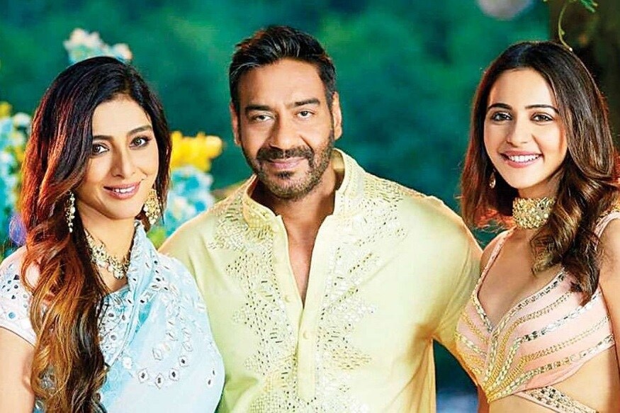 ફિલ્મ જોવા પહોંચેલા પ્રિયાંકે વખાણની શરૂઆત તબ્બુથી કરી. તેણે કહ્યું કે, હંમેશાની જેમ તબ્બુએ સરસ કામ કર્યું છે. અજય, રકુલપ્રીતના વખાણ કરતાં તેણે ફિલ્મને દસમાંથી 8 પોઇન્ટ આપ્યા. ત્યાં જ, અનંતે કહ્યું કે તે તેઓ ડાયરેક્ટર લવ રંજનના નામે જ ફિલ્મ જોવા આવ્યો હતો. કેમ કે, તેને લવની પાછલી ફિલ્મ્સ ઘણી પસંદ પડી હતી. અનંતે ફિલ્મને દસમાંથી આઠ પોઇન્ટ આપ્યા. ફિલ્મ જોવા પહોંચેલા પ્રિયાંકે વખાણની શરૂઆત તબ્બુથી કરી. તેણે કહ્યું કે, હંમેશાની જેમ તબ્બુએ સરસ કામ કર્યું છે. અજય, રકુલપ્રીતના વખાણ કરતાં તેણે ફિલ્મને દસમાંથી 8 પોઇન્ટ આપ્યા. ત્યાં જ, અનંતે કહ્યું કે તે તેઓ ડાયરેક્ટર લવ રંજનના નામે જ ફિલ્મ જોવા આવ્યો હતો. કેમ કે, તેને લવની પાછલી ફિલ્મ્સ ઘણી પસંદ પડી હતી. અનંતે ફિલ્મને દસમાંથી આઠ પોઇન્ટ આપ્યા.