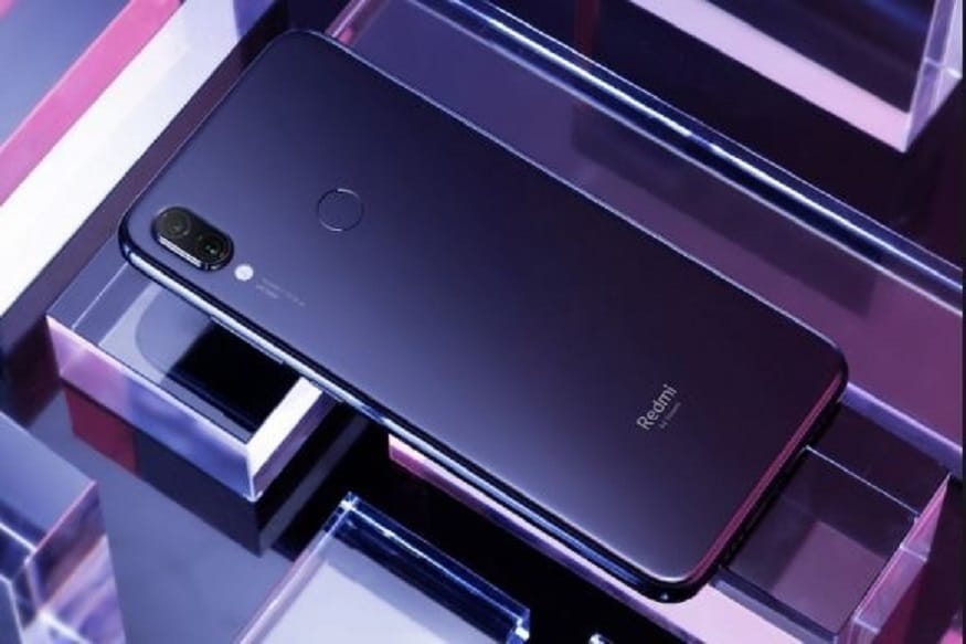 Redmi સ્માર્ટફોન બિલકુલ નવી 'Aura Design' સાથે આવે છે અને તેમાં વોટરડ્રોપ સ્ટાઇલ નોચ આપવામાં આવી છે. સ્માર્ટફોન Space Black, Neptune Blue અને Nebula Red કલર ઓપ્શનમાં લોન્ચ કરવામાં આવ્યો છે. Redmi સ્માર્ટફોન બિલકુલ નવી 'Aura Design' સાથે આવે છે અને તેમાં વોટરડ્રોપ સ્ટાઇલ નોચ આપવામાં આવી છે. સ્માર્ટફોન Space Black, Neptune Blue અને Nebula Red કલર ઓપ્શનમાં લોન્ચ કરવામાં આવ્યો છે.