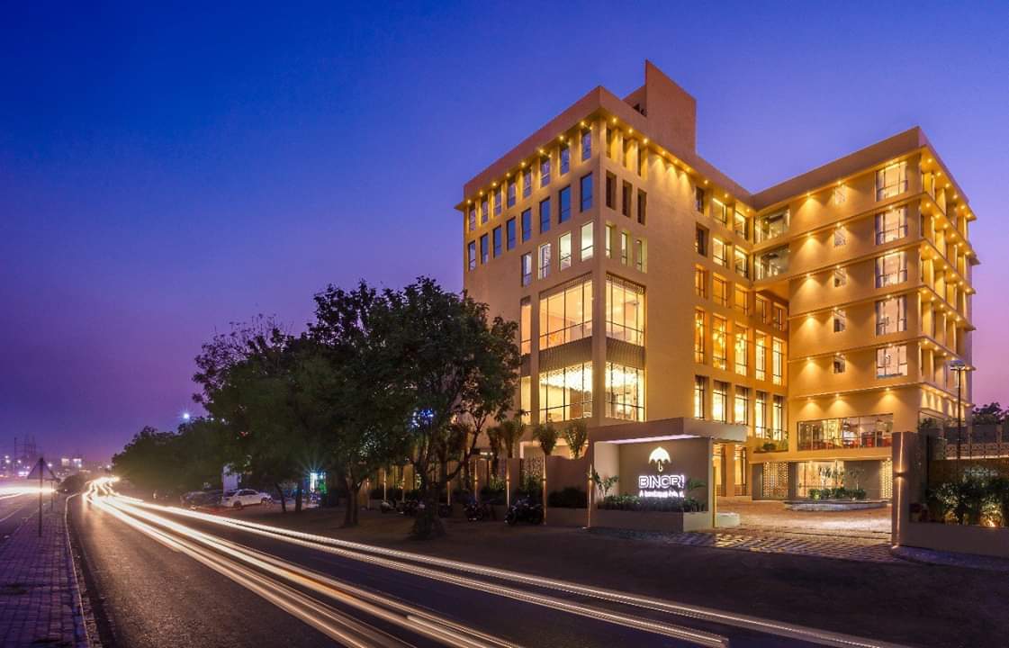 અમદાવાદમાં S.G હાઈ વે પર આવેલ Binori hotel ખાતે એક સરસ મજાનો ટેસ્ટી ફૂડ ફેસ્ટિવલ યોજાવા જઈ રહ્યો છે. અમદાવાદમાં S.G હાઈ વે પર આવેલ Binori hotel ખાતે એક સરસ મજાનો ટેસ્ટી ફૂડ ફેસ્ટિવલ યોજાવા જઈ રહ્યો છે.