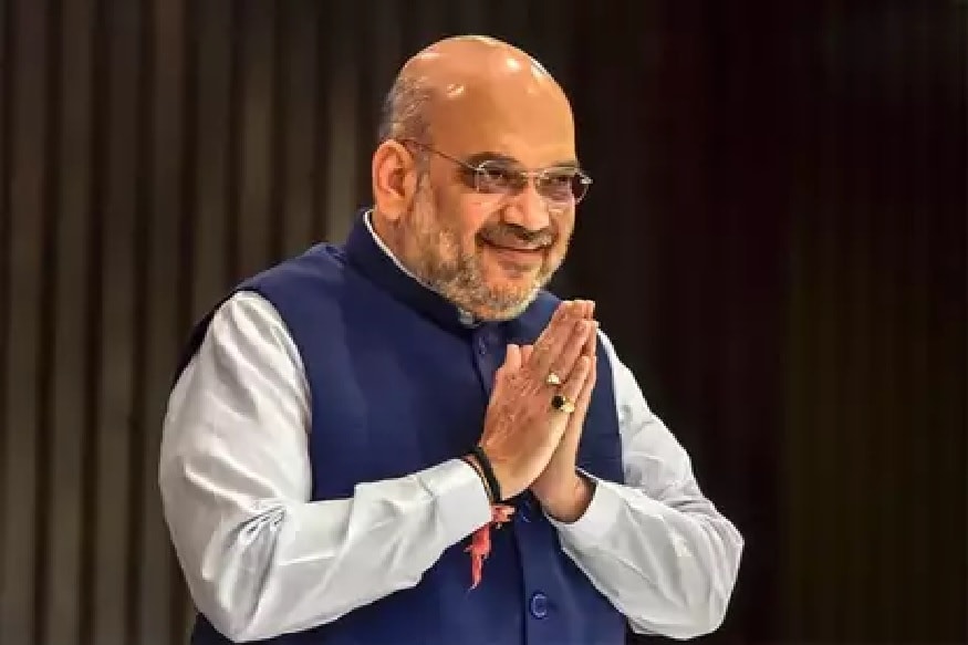 અમિત શાહ : કેન્દ્રના રાજકારણમાં સક્રિય ભૂમિકા નિભાવવા ભાજપના સીનિયર નેતા અમિત શાહે ગુજરાતમાંથી રાજ્યસભાના સાંસદ બનવાનું નક્કી કર્યુ હતું. 2017ની રસપ્રદ રાજ્યસભા ચૂંટણી જીતીને તેઓ રાજ્યસભાના સાંસદ બન્યા હતા. તાજેતરની લોકસભા ચૂંટણીમાં ગાંધીનગર બેઠક પરથી જીત મળ્યા બાદ શાહે રાજ્યસભાના સાંસદ પદેથી રાજીનામું આપ્યું હતું. અમિત શાહ : કેન્દ્રના રાજકારણમાં સક્રિય ભૂમિકા નિભાવવા ભાજપના સીનિયર નેતા અમિત શાહે ગુજરાતમાંથી રાજ્યસભાના સાંસદ બનવાનું નક્કી કર્યુ હતું. 2017ની રસપ્રદ રાજ્યસભા ચૂંટણી જીતીને તેઓ રાજ્યસભાના સાંસદ બન્યા હતા. તાજેતરની લોકસભા ચૂંટણીમાં ગાંધીનગર બેઠક પરથી જીત મળ્યા બાદ શાહે રાજ્યસભાના સાંસદ પદેથી રાજીનામું આપ્યું હતું.