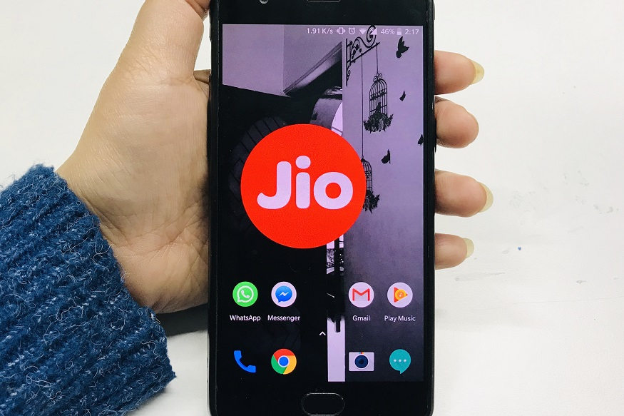 Reliance Jioએ નવું ડિજિટલ આસિસ્ટન્ટ Saarthi લોન્ચ કર્યુ છે. વોઇઝ બેઝ્ડ આસિસ્ટન્ટ સારથી યૂઝર્સ માટે My Jio Appમાં આપવામાં આવ્યું છે. કંપનીએ તેને ખાસ કરીને ડિજિટલ Recharge કરવા માટે રજૂ કરવામાં આવ્યું છે. એન્ડ્રોઇડ અને iOS યૂઝર્સ તેના દ્વારાસ સરળતાથી ફોન રિચાર્જ કરી શકશે. Reliance Jioએ નવું ડિજિટલ આસિસ્ટન્ટ Saarthi લોન્ચ કર્યુ છે. વોઇઝ બેઝ્ડ આસિસ્ટન્ટ સારથી યૂઝર્સ માટે My Jio Appમાં આપવામાં આવ્યું છે. કંપનીએ તેને ખાસ કરીને ડિજિટલ Recharge કરવા માટે રજૂ કરવામાં આવ્યું છે. એન્ડ્રોઇડ અને iOS યૂઝર્સ તેના દ્વારાસ સરળતાથી ફોન રિચાર્જ કરી શકશે.