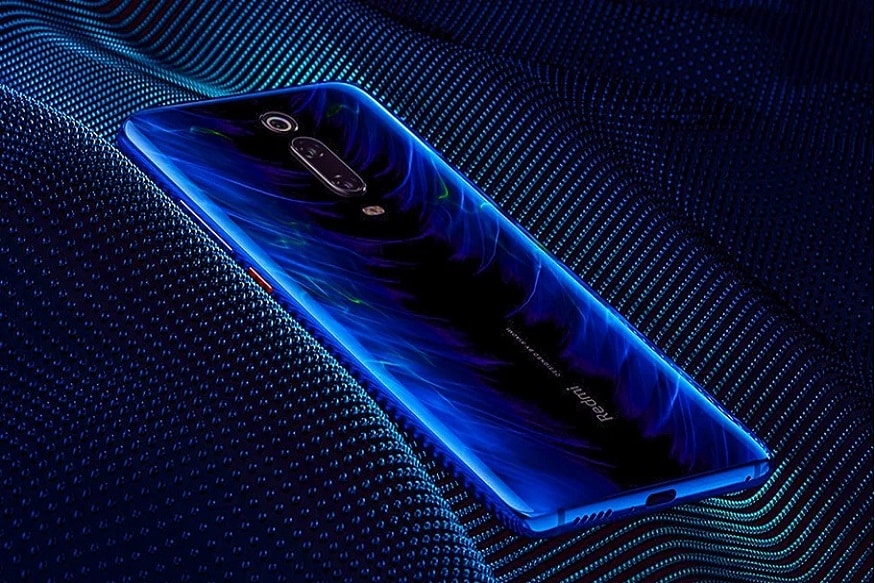 K20 અને K20 Pro સ્માર્ટફોનમાં ફોનમાં 6.39 ઇંચની ફૂલ HD પ્લસ એમોલેડ ડિસ્પ્લે આપવામાં આવી છે. શાઓમીએ પોતાના K સીરીઝના બન્ને સ્માર્ટ ફોન્સમાં પોપ અપ સેલ્ફી ફિચરનો ઉપયોગ કર્યો છે. અને યૂએસબી ટાઈપ C સાથે 27wનું ફાસ્ટ ચાર્જર આપ્યું છે. K20 અને K20 Pro સ્માર્ટફોનમાં ફોનમાં 6.39 ઇંચની ફૂલ HD પ્લસ એમોલેડ ડિસ્પ્લે આપવામાં આવી છે. શાઓમીએ પોતાના K સીરીઝના બન્ને સ્માર્ટ ફોન્સમાં પોપ અપ સેલ્ફી ફિચરનો ઉપયોગ કર્યો છે. અને યૂએસબી ટાઈપ C સાથે 27wનું ફાસ્ટ ચાર્જર આપ્યું છે.