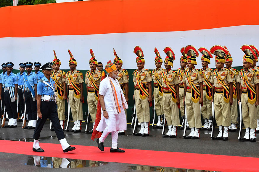 5. અમારા દિમાગમાં ફક્ત દેશ : 2014 પહેલા જે નિરાશાનો માહોલ હતો તેને અમે બદલ્યો છે. પાંચ વર્ષમાં દેશના હિતમાં વિકાસ કામો કર્યા છે. 2014થી 2019નું વર્ષ લોકોની આકાંક્ષાઓને પૂર્ણ કરવાનું રહ્યું હતું. અમારા દિમાગમાં ફક્ત દેશ હતો. 5. અમારા દિમાગમાં ફક્ત દેશ : 2014 પહેલા જે નિરાશાનો માહોલ હતો તેને અમે બદલ્યો છે. પાંચ વર્ષમાં દેશના હિતમાં વિકાસ કામો કર્યા છે. 2014થી 2019નું વર્ષ લોકોની આકાંક્ષાઓને પૂર્ણ કરવાનું રહ્યું હતું. અમારા દિમાગમાં ફક્ત દેશ હતો.