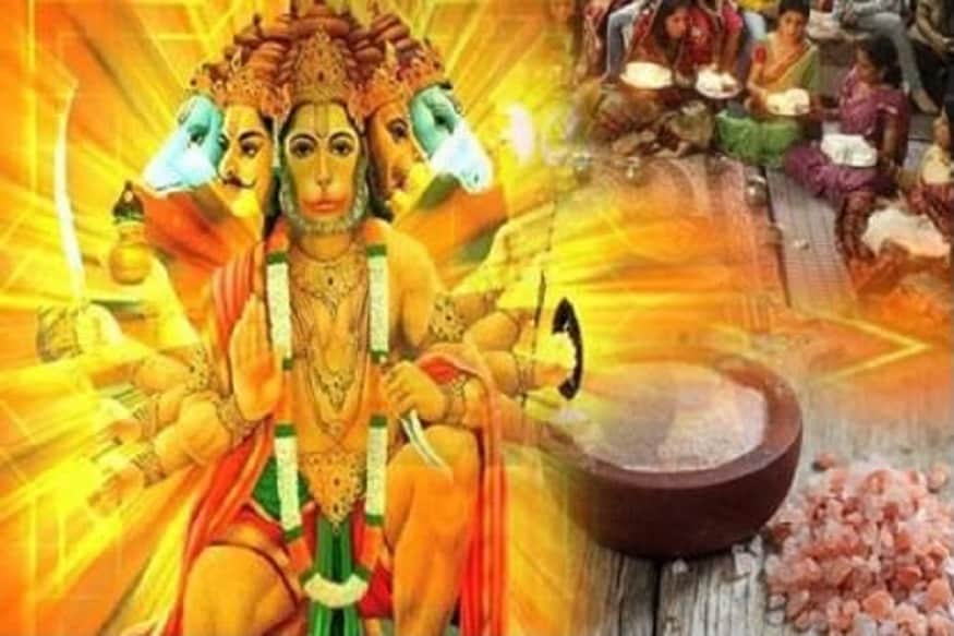 હનુમાન ભક્તો બજરંગબલીને ખુશ રાખવા દરરોજ હનમાનજી પાઠ કરે છે. હનુમાનજીની મંગળવારે અને શનિવારે પૂજા કરવી જોઇએ. મહિલાઓએ મંગળવારના દિવસે હનુમાન ચાલીસા કરવી જોઇએ. આપણે રૂટિનમાં હનુમાન ચાલીસાનો પાઠ કરીએ છીએ, પરંતુ અનેક વખત તેને માત્ર રૂટિન બનાવીને જ મૂકી દઈએ છીએ. જ્યારે પણ ટાઇમ મળે છે જ્યાં પણ જેવી પણ સ્થિતિમાં હોય તેમ બેસીને વાંચી લઈએ છીએ. ચાલો જાણીએ હનુમાન ચાલીસા કરતી વખતે શું ભૂલ ન કરવી જોઇએ. હનુમાન ભક્તો બજરંગબલીને ખુશ રાખવા દરરોજ હનમાનજી પાઠ કરે છે. હનુમાનજીની મંગળવારે અને શનિવારે પૂજા કરવી જોઇએ. મહિલાઓએ મંગળવારના દિવસે હનુમાન ચાલીસા કરવી જોઇએ. આપણે રૂટિનમાં હનુમાન ચાલીસાનો પાઠ કરીએ છીએ, પરંતુ અનેક વખત તેને માત્ર રૂટિન બનાવીને જ મૂકી દઈએ છીએ. જ્યારે પણ ટાઇમ મળે છે જ્યાં પણ જેવી પણ સ્થિતિમાં હોય તેમ બેસીને વાંચી લઈએ છીએ. ચાલો જાણીએ હનુમાન ચાલીસા કરતી વખતે શું ભૂલ ન કરવી જોઇએ.