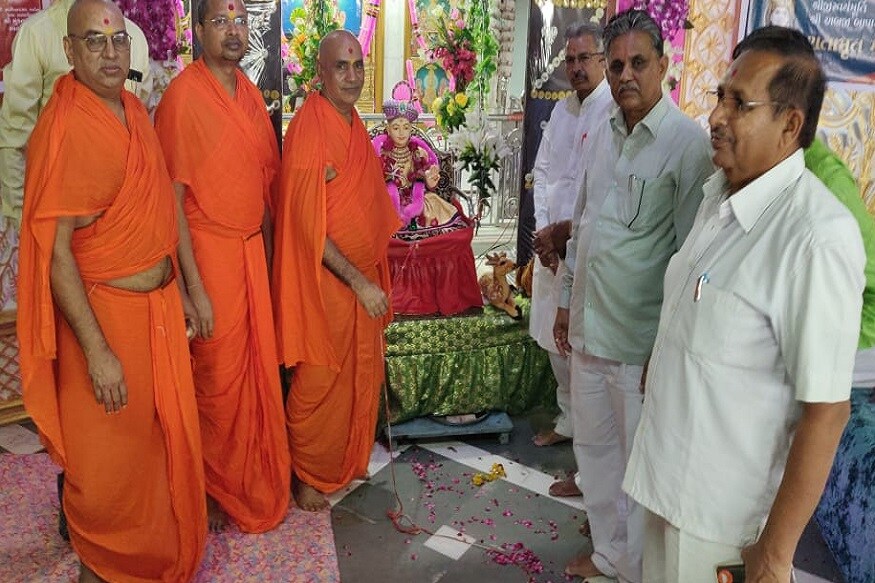 મણિનગર શ્રી સ્વામિનારાયણ ગાદી સંસ્થાન સંચાલિત પૂર્વ ગુજરાતના પંચમહાલ જિલ્લાના ગોધરા તાલુકામાં આવેલા મોરડુંગરામાં શ્રી સ્વામિનારાયણ મંદિર આત્યંતિક કલ્યાણનું આધ્યાત્મિક કેન્દ્ર છે. સ્વામિનારાયણબાપા સ્વામીબાપાના આશ્રયથી અનેક મુમુક્ષુઓ અધ્યાત્મના માર્ગે રંગાયા છે. મણિનગર શ્રી સ્વામિનારાયણ ગાદી સંસ્થાન સંચાલિત પૂર્વ ગુજરાતના પંચમહાલ જિલ્લાના ગોધરા તાલુકામાં આવેલા મોરડુંગરામાં શ્રી સ્વામિનારાયણ મંદિર આત્યંતિક કલ્યાણનું આધ્યાત્મિક કેન્દ્ર છે. સ્વામિનારાયણબાપા સ્વામીબાપાના આશ્રયથી અનેક મુમુક્ષુઓ અધ્યાત્મના માર્ગે રંગાયા છે.