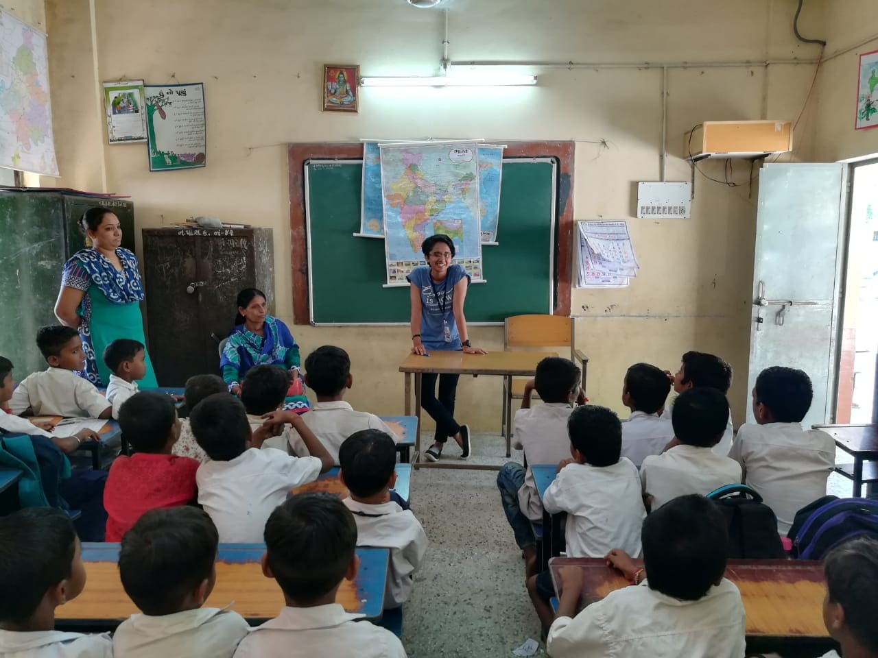 આ કાર્યક્રમ દ્વારા શાળાના વિદ્યાર્થીઓને 10 અઠવાડિયામાં નિર્ધારિત શિક્ષણ ક્રમ પ્રમાણે સંસ્કૃત સુભાષિત, ગુરુ શિષ્ય કથા, બોધકથા, જીવન ચરિત્રો, ભારત ને ભારતની ભાષા - ઉત્સવો, ડીક્ષનરી વાંચન, ટ્રાફિક દિસિપ્લીન, ઉત્કૃષ્ટ વાંચન - લેખન કળા, ભારતનું સંવિધાન, રાષ્ટ્રીયતા, સેલ્ફ ડિફેન્સ, ફર્સ્ટ એડ, યોગની તાલીમ આપવામાં આવી રહી છે. આ કાર્યક્રમ દ્વારા શાળાના વિદ્યાર્થીઓને 10 અઠવાડિયામાં નિર્ધારિત શિક્ષણ ક્રમ પ્રમાણે સંસ્કૃત સુભાષિત, ગુરુ શિષ્ય કથા, બોધકથા, જીવન ચરિત્રો, ભારત ને ભારતની ભાષા - ઉત્સવો, ડીક્ષનરી વાંચન, ટ્રાફિક દિસિપ્લીન, ઉત્કૃષ્ટ વાંચન - લેખન કળા, ભારતનું સંવિધાન, રાષ્ટ્રીયતા, સેલ્ફ ડિફેન્સ, ફર્સ્ટ એડ, યોગની તાલીમ આપવામાં આવી રહી છે.