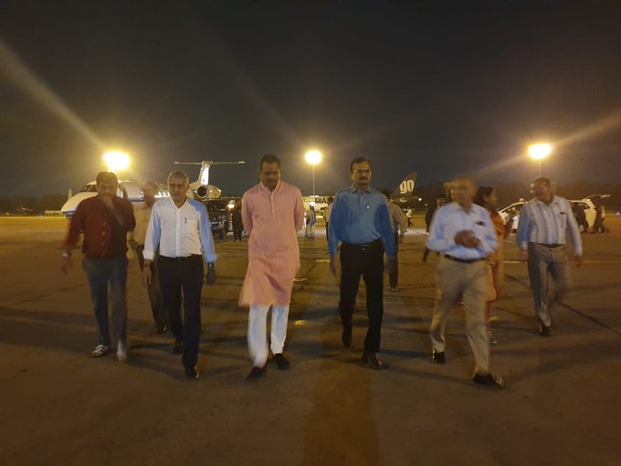 આધારભૂત સૂત્રો પાસેથી મળતી માહિતી પ્રમાણે અમિત શાહની અમદાવાદ મુલાકાત કોઇ રાજકીય કામ અર્થે નથી જેથી કમલમમાં પણ કોઇ ખાસ સૂચના આપવામાં આવી નથી. આધારભૂત સૂત્રો પાસેથી મળતી માહિતી પ્રમાણે અમિત શાહની અમદાવાદ મુલાકાત કોઇ રાજકીય કામ અર્થે નથી જેથી કમલમમાં પણ કોઇ ખાસ સૂચના આપવામાં આવી નથી.