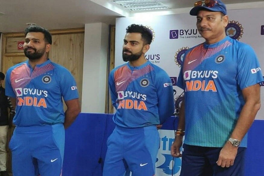 ભારતીય ક્રિકેટ ટીમ (Indian Cricket Team)ની જર્સી પર હવે ચાઇનીઝ કંપની ઓપ્પો(Oppo)જોવા મળશે નહીં. હવે જર્સી પર ભારતીય કંપની બાયજૂ (Byjus) નું નામ જોવા મળશે. ભારત અને દક્ષિણ આફ્રિકા (South Africa) વચ્ચે ધર્મશાલા (Dharamshala)માં રવિવારે રમાનાર પ્રથમ ટી-20 મેચમાં (T20 Match)ટીમ ઇન્ડિયાના (Team India) ખેલાડી નવા સ્પોન્સરની જર્સીમાં જોવા મળશે. ભારતીય ક્રિકેટ ટીમ (Indian Cricket Team)ની જર્સી પર હવે ચાઇનીઝ કંપની ઓપ્પો(Oppo)જોવા મળશે નહીં. હવે જર્સી પર ભારતીય કંપની બાયજૂ (Byjus) નું નામ જોવા મળશે. ભારત અને દક્ષિણ આફ્રિકા (South Africa) વચ્ચે ધર્મશાલા (Dharamshala)માં રવિવારે રમાનાર પ્રથમ ટી-20 મેચમાં (T20 Match)ટીમ ઇન્ડિયાના (Team India) ખેલાડી નવા સ્પોન્સરની જર્સીમાં જોવા મળશે.