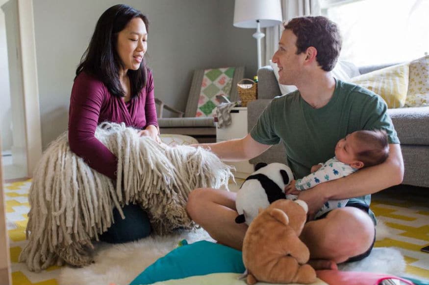 બીસ્ટ (Beast) સાથે સમય વીતાવતા માર્ક ઝુકરબર્ગ (Mark Zuckerberg) અને તેમનો પરિવાર. આ ફોટા પરથી બીસ્ટ અને માર્ક ઝુકરબર્ગ (Mark Zuckerberg) ના પરિવારનું બૉન્ડિંગ નજરે પડી રહ્યું છે. બીસ્ટ (Beast) સાથે સમય વીતાવતા માર્ક ઝુકરબર્ગ (Mark Zuckerberg) અને તેમનો પરિવાર. આ ફોટા પરથી બીસ્ટ અને માર્ક ઝુકરબર્ગ (Mark Zuckerberg) ના પરિવારનું બૉન્ડિંગ નજરે પડી રહ્યું છે.
