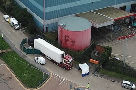 OMG!લંડનમાં લૉરી કન્ટેરનમાંથી એક નહીં બે નહીં પણ 39 લોકોની લાશો મળી