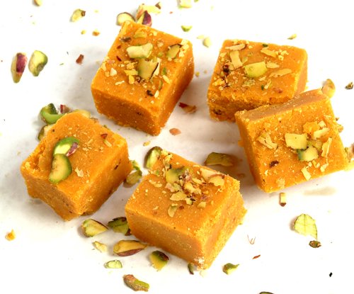 મોહનથાળ-મગસ - દિવાળીમાં બહાર માર્કેટમાંથી ભલે ગમે તેટલી સારી અને મોંઘી મીઠાઈો લાવીએ, પરંતુ ઘરનો મગસ અને મોહનથાળ ન કાઈએ ત્યાં સુધી તો સંતોષ જ કોને થાય છે... મોહનથાળ-મગસ - દિવાળીમાં બહાર માર્કેટમાંથી ભલે ગમે તેટલી સારી અને મોંઘી મીઠાઈો લાવીએ, પરંતુ ઘરનો મગસ અને મોહનથાળ ન કાઈએ ત્યાં સુધી તો સંતોષ જ કોને થાય છે...