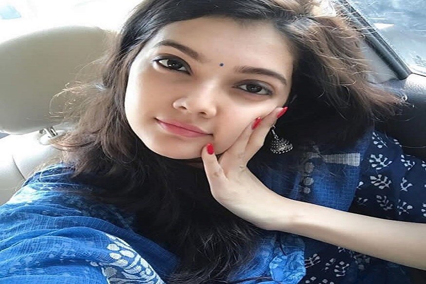 મિડ ડેના રિપોર્ટ પ્રમાણે પાંડે અને અશ્રિતાના લગ્નમાં નજીકના સંબંધીઓ અને ખાસ મિત્રો સામેલ થશે. લગ્નનો કાર્યક્રમ બે દિવસ ચાલશે. જેમાં ભારતીય ક્રિકેટ ટીમના ખેલાડીઓ પણ સામેલ થાય તેવી સંભાવના છે. પાંડેના લગ્નની તારીખની નજીક ભારતીય ટીમનો વેસ્ટ ઇન્ડીઝ સામે મુકાબલો છે. ઉલ્લેખનીય છે કે ભારત અને વેસ્ટ ઇન્ડીઝ વચ્ચે 6 ડિસેમ્બરે ટી-20 મેચ રમાવાની છે. મિડ ડેના રિપોર્ટ પ્રમાણે પાંડે અને અશ્રિતાના લગ્નમાં નજીકના સંબંધીઓ અને ખાસ મિત્રો સામેલ થશે. લગ્નનો કાર્યક્રમ બે દિવસ ચાલશે. જેમાં ભારતીય ક્રિકેટ ટીમના ખેલાડીઓ પણ સામેલ થાય તેવી સંભાવના છે. પાંડેના લગ્નની તારીખની નજીક ભારતીય ટીમનો વેસ્ટ ઇન્ડીઝ સામે મુકાબલો છે. ઉલ્લેખનીય છે કે ભારત અને વેસ્ટ ઇન્ડીઝ વચ્ચે 6 ડિસેમ્બરે ટી-20 મેચ રમાવાની છે.