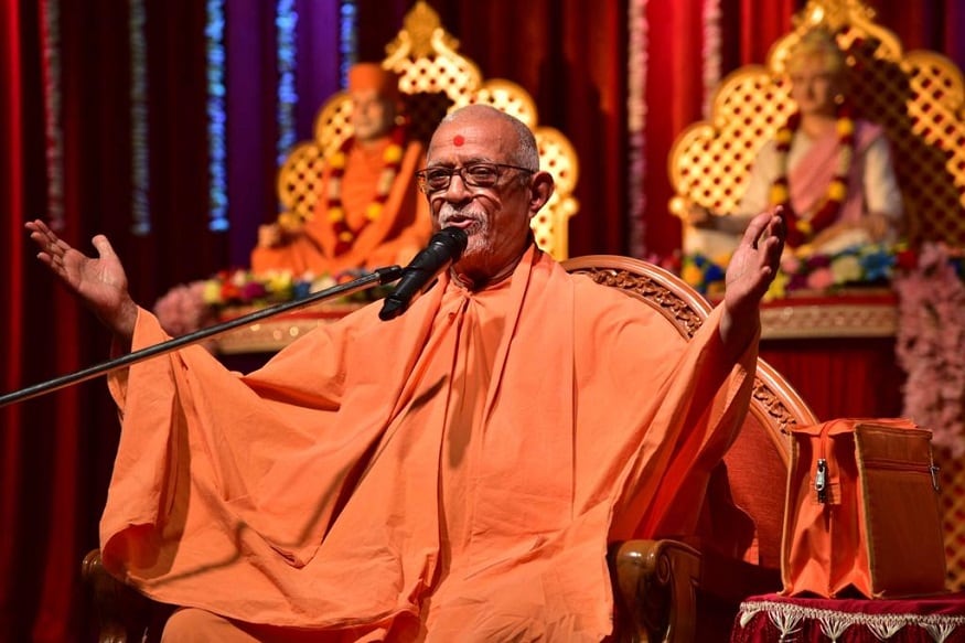 અન્નકૂટમાં ૩૦૦ વિવિધ મીઠાઈ, ૧૦૦ બેકરી પ્રોડક્ટ, ૧૦૦ ફરસાણ, ૨૫૦ શાક, 50 કેક, ૧૦૦ વિવિધ મુખવાસ સહીત વિવિધ મીઠાઈઓ ધરાવવામાં આવી હતી. અન્નકૂટમાં ૩૦૦ વિવિધ મીઠાઈ, ૧૦૦ બેકરી પ્રોડક્ટ, ૧૦૦ ફરસાણ, ૨૫૦ શાક, 50 કેક, ૧૦૦ વિવિધ મુખવાસ સહીત વિવિધ મીઠાઈઓ ધરાવવામાં આવી હતી.