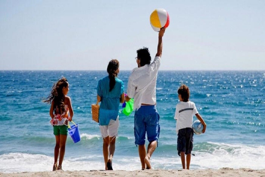 ન્યૂઝ18ગુજરાતીઃ (Visa Free Destinations)ફરવાવાળા લોકો માટે ફરવું જ જિંદગીનો ઉદેશ્ય છે. રસ્તામાં ગમેતેટલી અડચણો આવે, વાવાઝોડું, ગરમીઓ, ઠંડી, વરસાદ ગમેતે થાય પરંતુ આવા લોકોના નિર્ણયને ક્યારે ડગાવી શકતો નથી. દિવાળીનું વિકેશન પડવાની તૈયારીઓ છે અને ભારતીય ખાસ કરીને ગુજરાતી લોકો ફરવાના શોખીન માનવામાં આવે છે. લોકો ઉનાળુ હોય કે દિવાળી વેકેશન ફરવા ઉપડી જતા હોય છે. અમે અહીં કેટલાક વિદેશી ફરવાલાય સ્થળ જણાવીશું જ્યાં વિઝા વગર જઇ શકાય છે. આ સ્થળો ઉપર જવા માટે વિઝાની જરૂર નથી. ન્યૂઝ18ગુજરાતીઃ (Visa Free Destinations)ફરવાવાળા લોકો માટે ફરવું જ જિંદગીનો ઉદેશ્ય છે. રસ્તામાં ગમેતેટલી અડચણો આવે, વાવાઝોડું, ગરમીઓ, ઠંડી, વરસાદ ગમેતે થાય પરંતુ આવા લોકોના નિર્ણયને ક્યારે ડગાવી શકતો નથી. દિવાળીનું વિકેશન પડવાની તૈયારીઓ છે અને ભારતીય ખાસ કરીને ગુજરાતી લોકો ફરવાના શોખીન માનવામાં આવે છે. લોકો ઉનાળુ હોય કે દિવાળી વેકેશન ફરવા ઉપડી જતા હોય છે. અમે અહીં કેટલાક વિદેશી ફરવાલાય સ્થળ જણાવીશું જ્યાં વિઝા વગર જઇ શકાય છે. આ સ્થળો ઉપર જવા માટે વિઝાની જરૂર નથી.